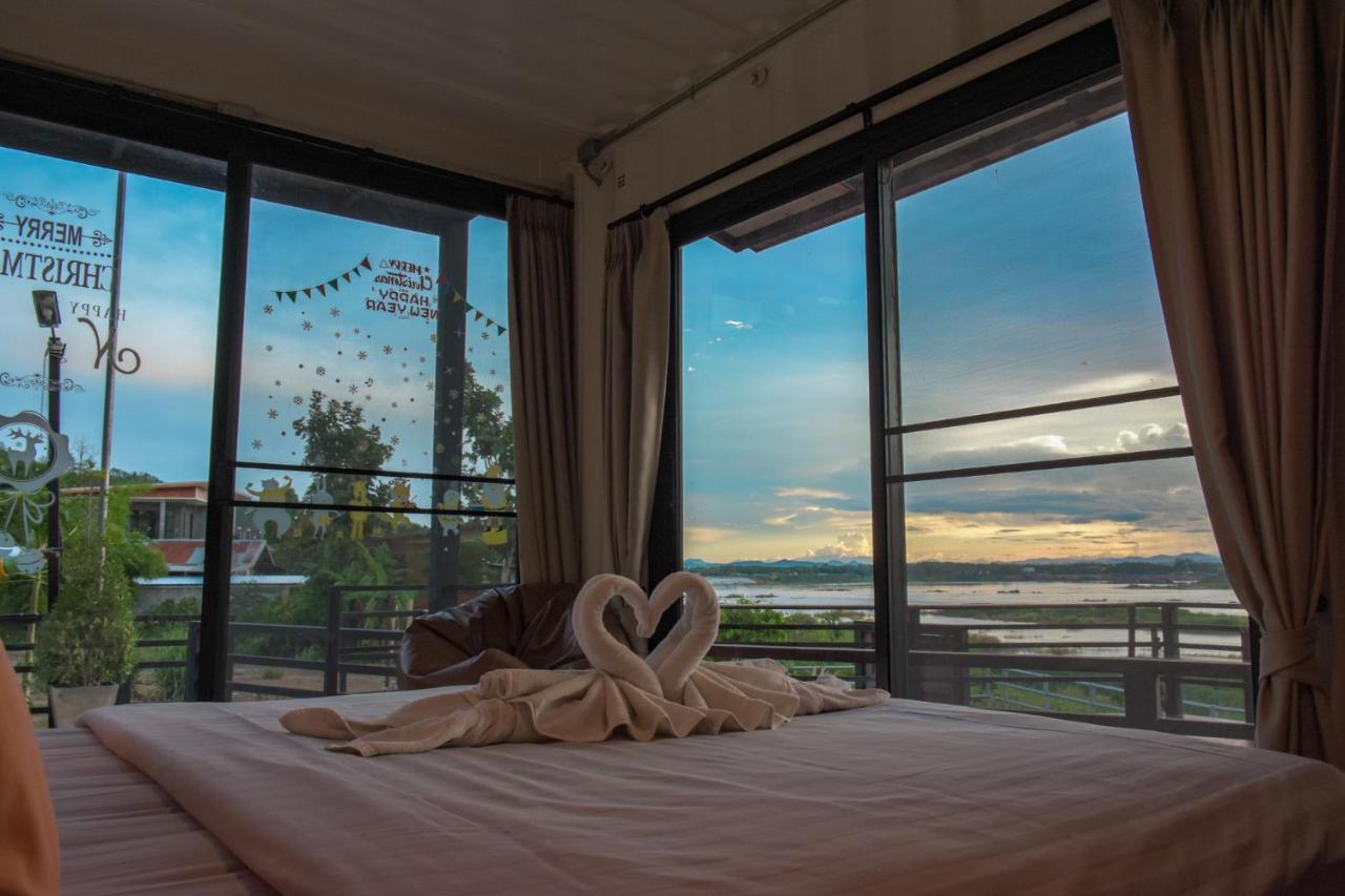 Inbox Living Rimkhong Hotel Chiang Khan Exterior photo